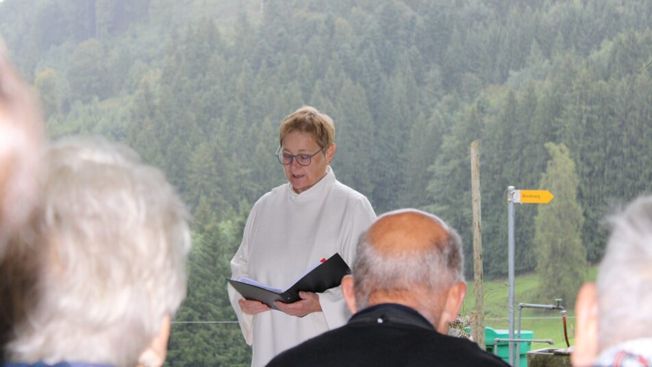 Seelsorgerin Gabriele Volk stellte den Gottesdienst unter den Titel «Gott der Anfänge».