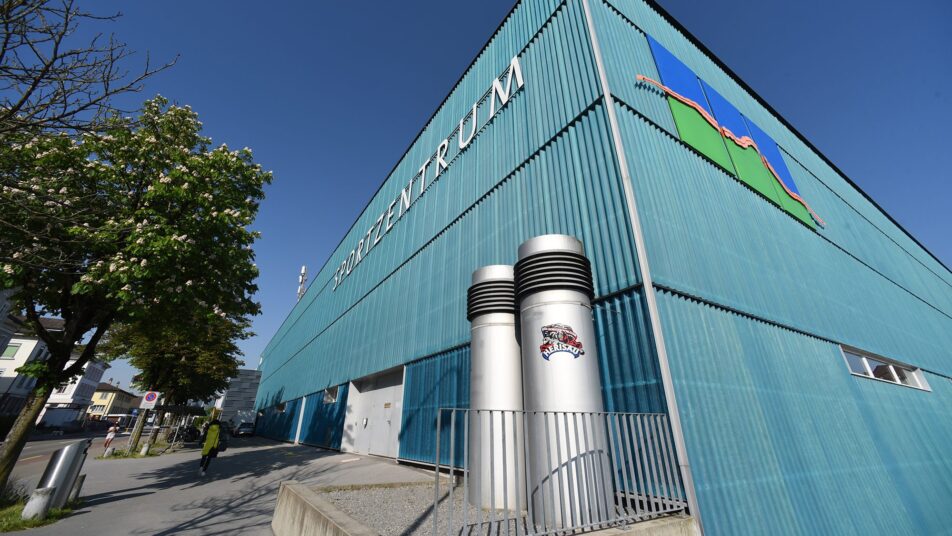 Nebst dem Sportzentrum Herisau (Bild) wird langfristig an die Schaffung einer zweiten Dreifachturnhalle gedacht. (Bild: Hans Ulrich Gantenbein)