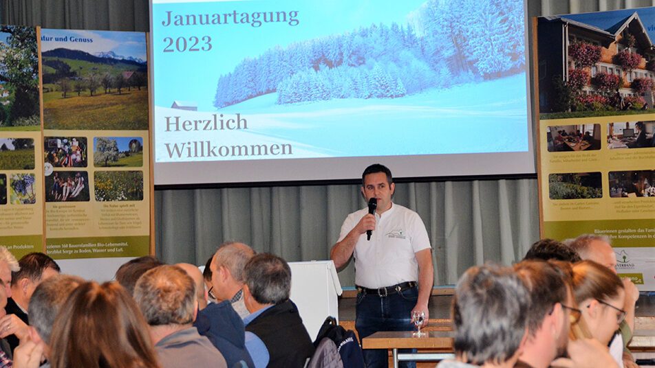 Beat Brunner, Präsident des Bauernverbands Appenzell Ausserrhoden, begrüsst die Anwesenden.