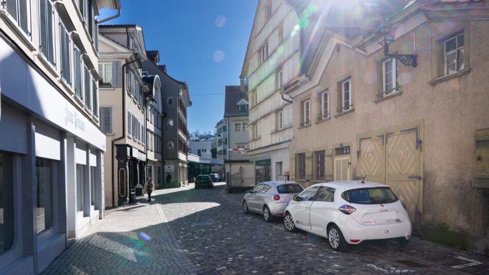 Die Gossauerstrasse wurde neu gestaltet und saniert. (Bild: zVg)