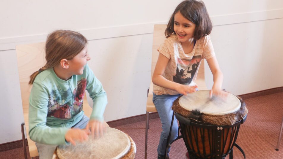 Am Samstag wurde in der Musikschule Herisau mit Begeisterung musiziert und Instrumente ausprobiert. (Bild: zVg)