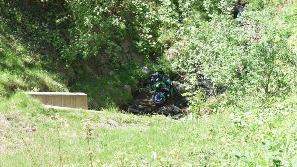 Der Lenker verlor die Kontrolle über sein Motorrad. (Bild: zVg)