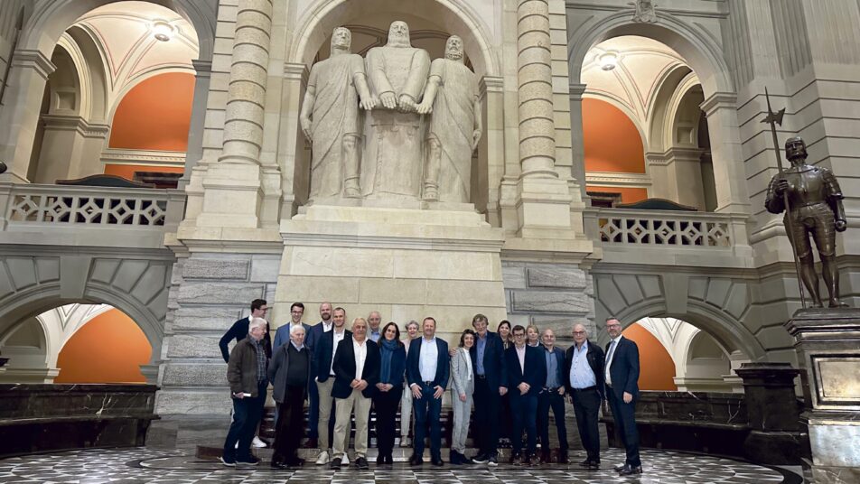 Die FDP Appenzell Innerrhoden beim Besuch im Bundeshaus in Bern. (Bild: zVg)
