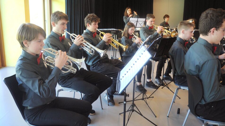 Jeden Freitag von 18.30 bis 19.30 Uhr übt die Jugendmusik im Gymnasium Appenzell.