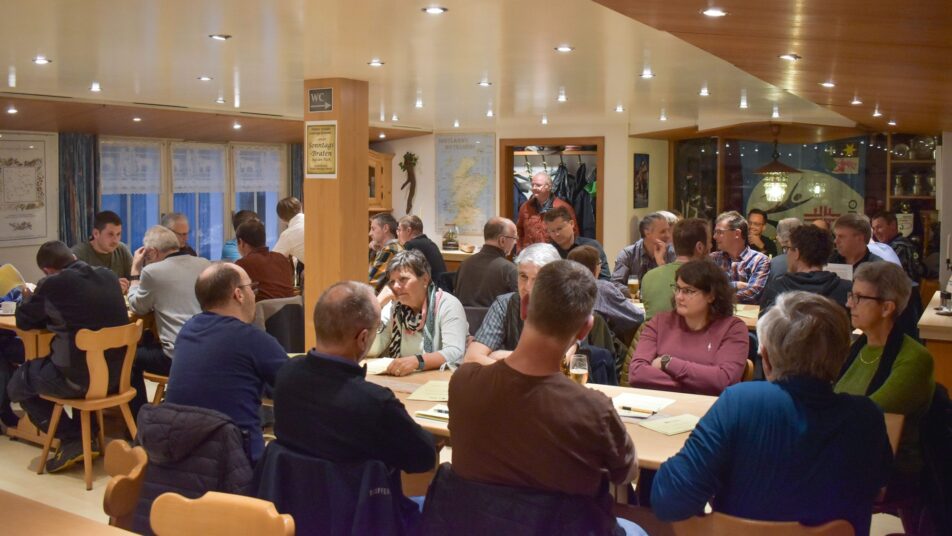 Die Hauptversammlung der Elektra Oberegg im Restaurant Ochsen, Oberegg. (Bilder: Tommaso Manzin)