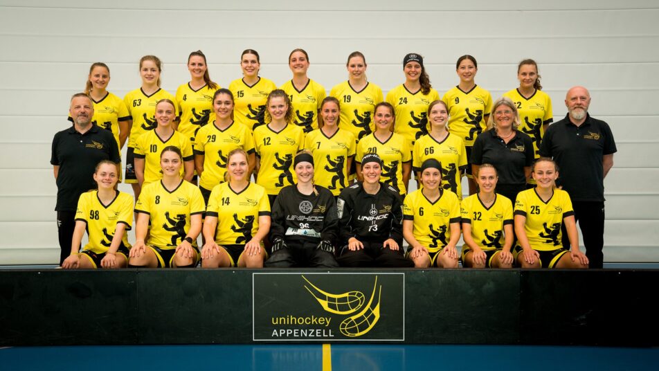 Das Appenzeller NLB-Frauenteam hat den ersten Meisterschaftssieg eingefahren, und zwar gleich ein 8:0. (Bild: Marco Solenthaler)